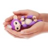 Обезьянка Fingerlings интерактивная Мия Фиолетовая 3704A