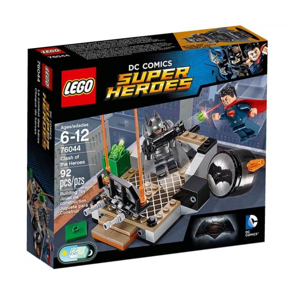 76044 LEGO DC Super Heroes 76044 Столкновение героев